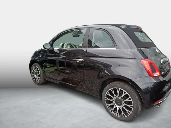 Fiat 500C (2022) — foto 11 van 18