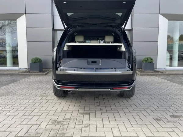 Land Rover Range Rover (2025) — foto 35 van 37