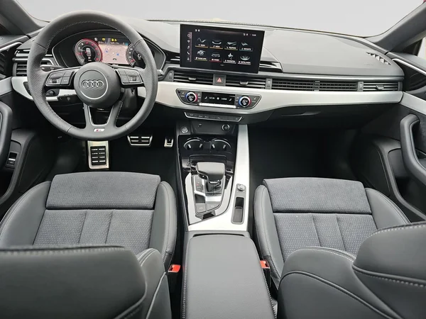 AUDI A5 Sportback (2025) — foto 9 van 15