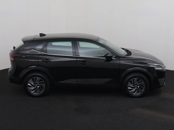 NISSAN Qashqai (2023) — foto 23 van 27