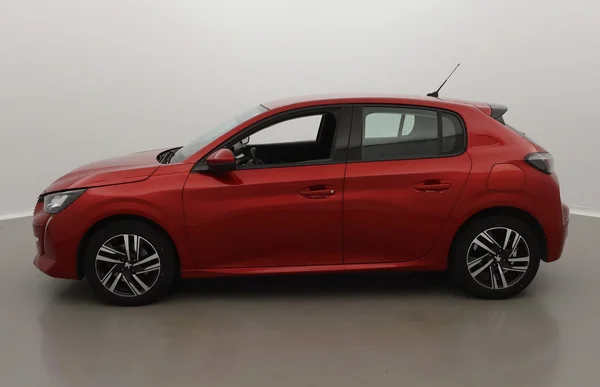 Peugeot 208 (2020) — foto 12 van 30