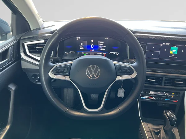 VOLKSWAGEN Polo (2025) — foto 14 van 16