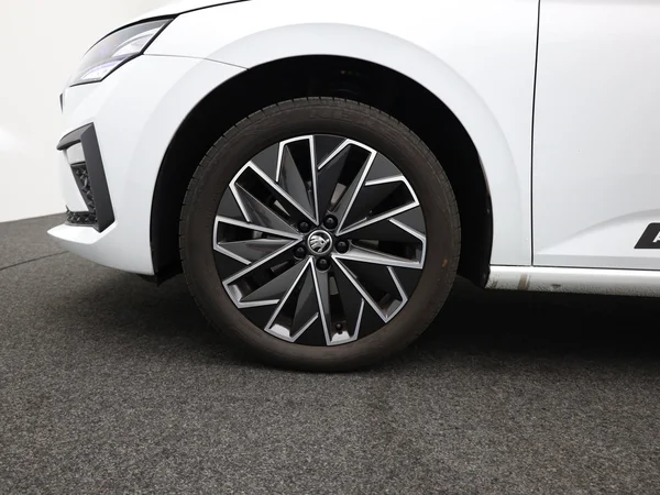 SKODA Scala (2025) — foto 10 van 20