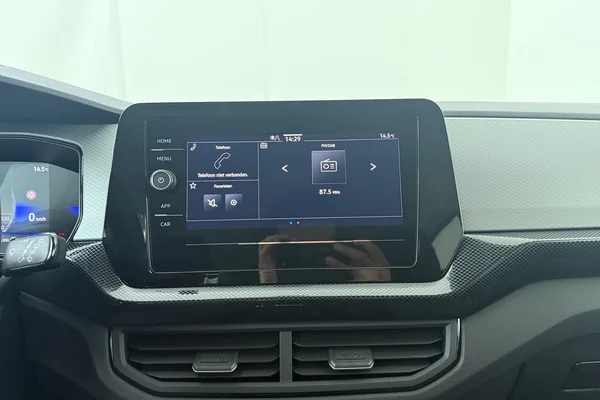Volkswagen T-Cross — foto 3 van 17