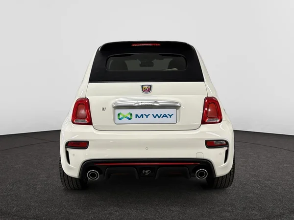 ABARTH 595C (2019) — foto 9 van 15