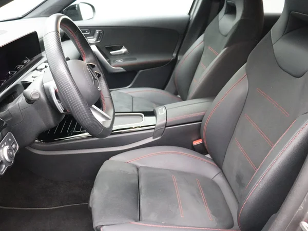 Mercedes-Benz A-Klasse (2025) — foto 3 van 26