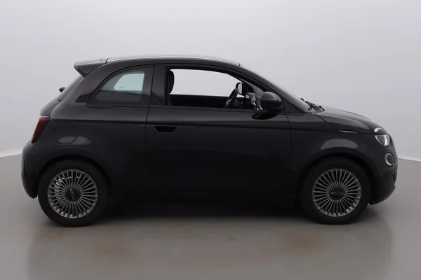 Fiat E-500 (2022) — foto 21 van 24