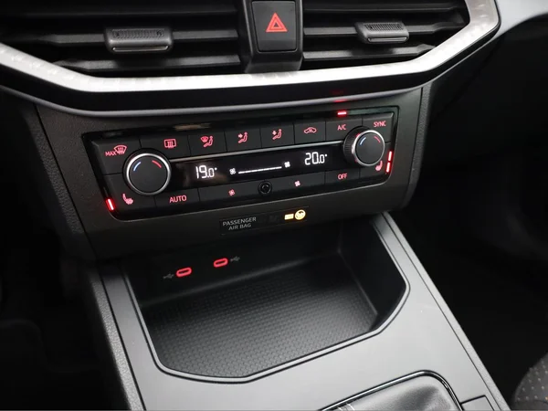SEAT Ibiza 5P/D (2024) — foto 6 van 19