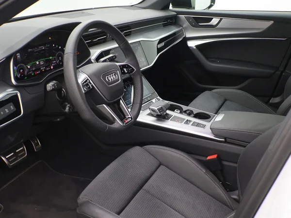 Audi A6 (2024) — foto 7 van 23