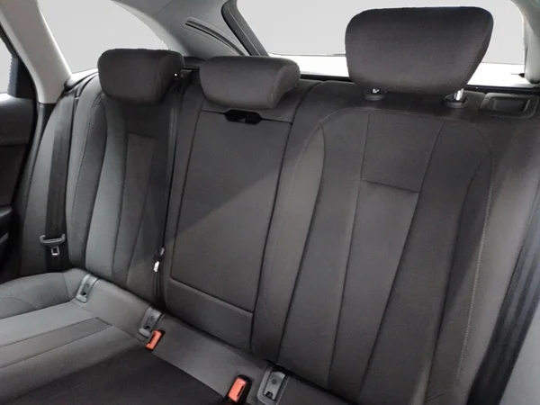AUDI A4 Avant (2023) — foto 9 van 22