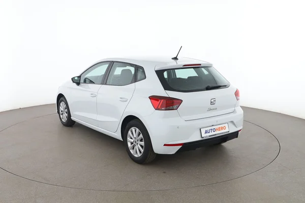 Seat Ibiza (2022) — foto 10 van 16