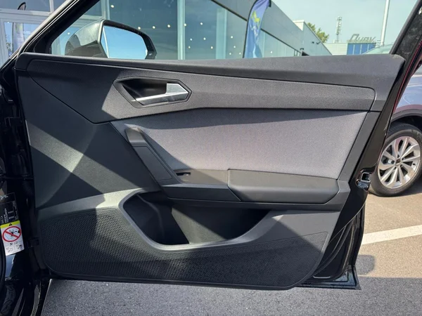 SEAT Leon (2025) — foto 9 van 24