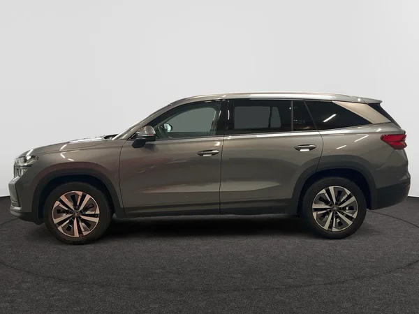 SKODA Kodiaq (2025) — foto 12 van 23