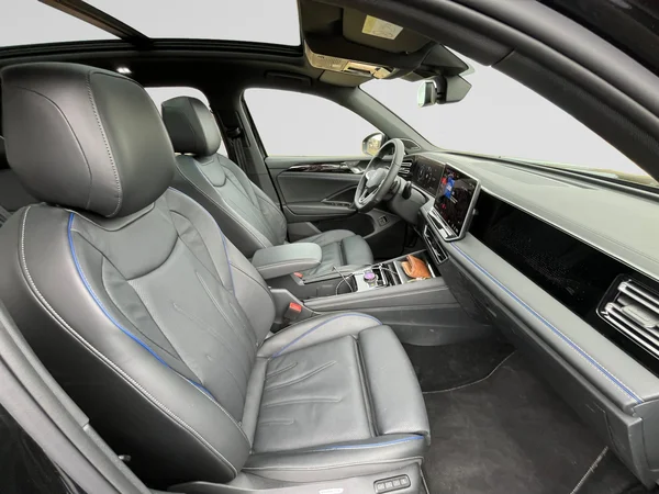 VOLKSWAGEN Tiguan eHybrid (PHEV) (2025) — foto 11 van 24