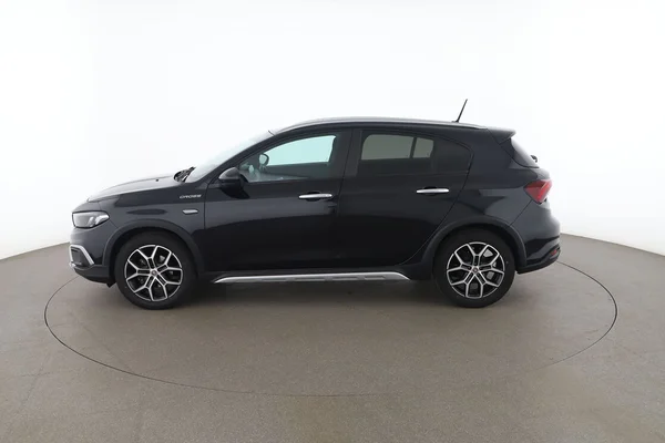 Fiat Tipo (2022) — foto 9 van 16
