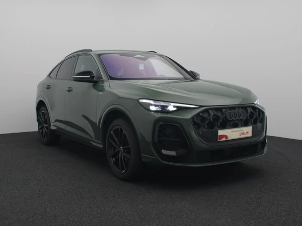AUDI Q5 Sportback (2025) — foto 12 van 21