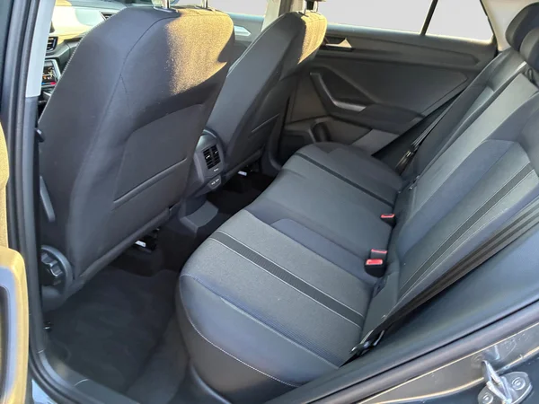 VOLKSWAGEN T-Roc (2026) — foto 4 van 24