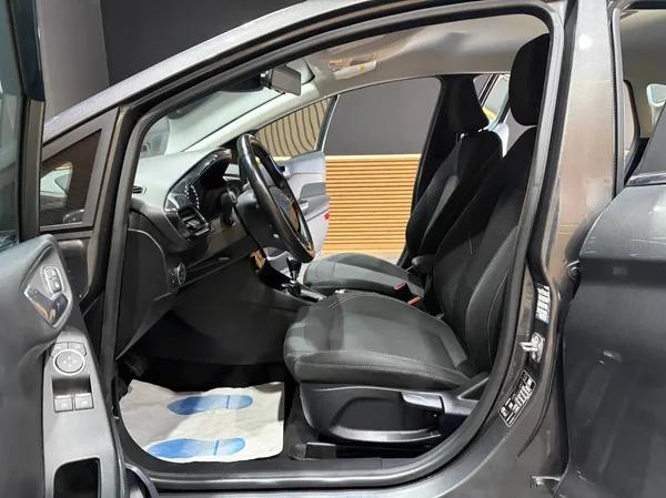 Ford Fiesta (2019) — foto 21 van 23
