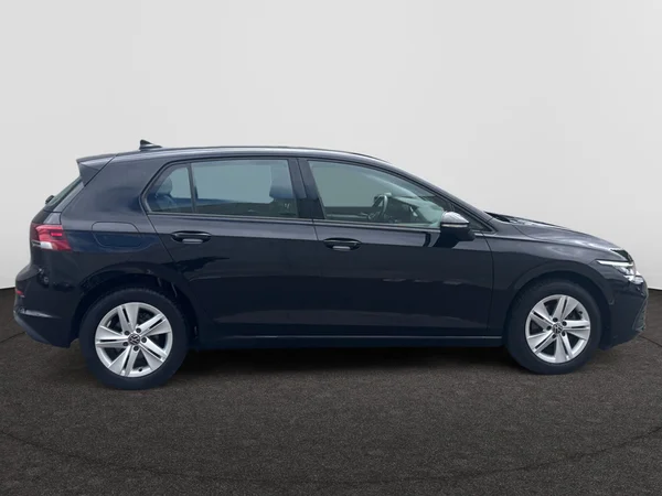 VOLKSWAGEN Golf VIII (2021) — foto 14 van 16