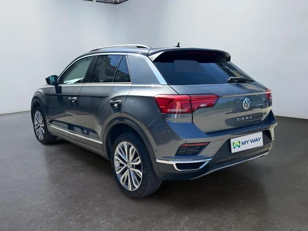 VOLKSWAGEN T-Roc (2018) — foto 32 van 34