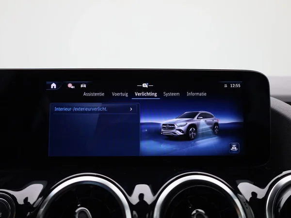 Mercedes-Benz GLA (2025) — foto 26 van 50