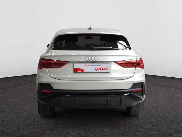 AUDI Q3 Sportback PHEV (2022) — foto 19 van 23