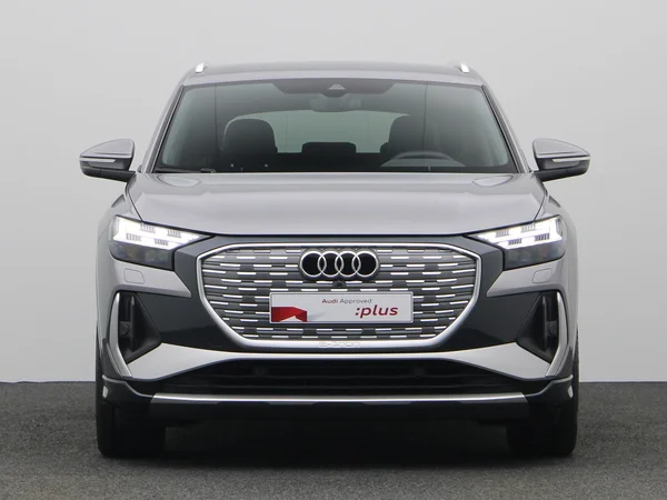 AUDI Q4 e-tron (2025) — foto 6 van 25