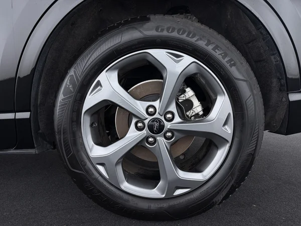 FORD Kuga (2025) — foto 7 van 29