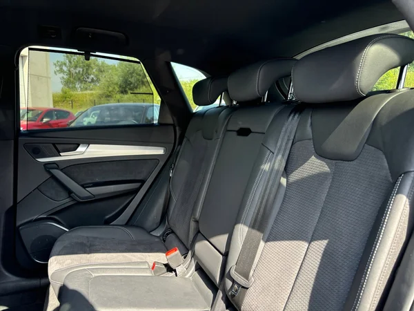 AUDI Q5 PHEV (2021) — foto 2 van 14