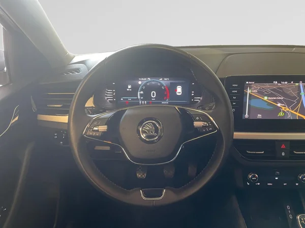 SKODA Scala (2024) — foto 18 van 20