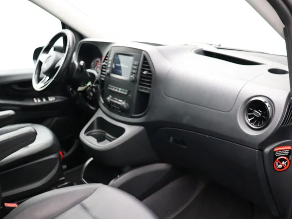 Mercedes-Benz Vito (2022) — foto 17 van 27