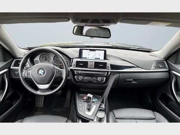 BMW 4 Gran Coupe (2020) — foto 28 van 28