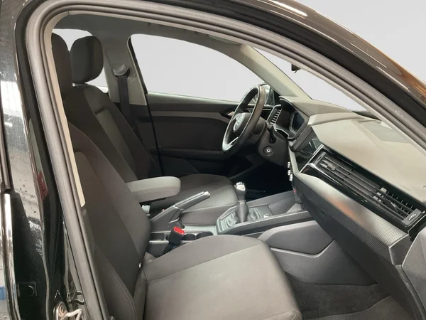 AUDI A1 Sportback (2023) — foto 8 van 24