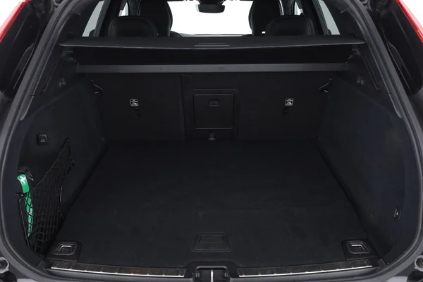 Volvo XC60 (2024) — foto 8 van 16