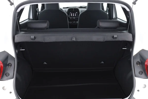 Dacia Spring (2023) — foto 8 van 16