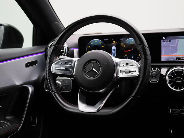 Mercedes-Benz A-Klasse (2021) — foto 3 van 41