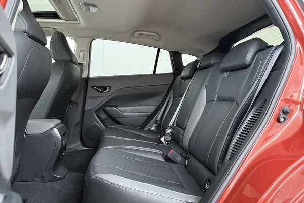 Subaru Crosstrek (2024) — foto 18 van 19