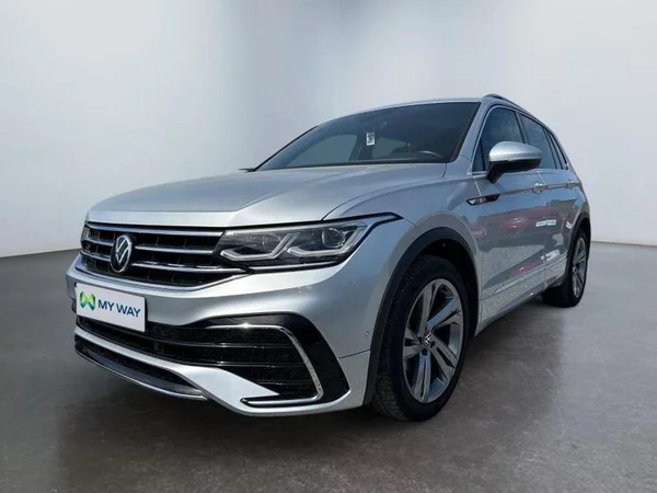 VOLKSWAGEN Tiguan (2022) — foto 1 van 34