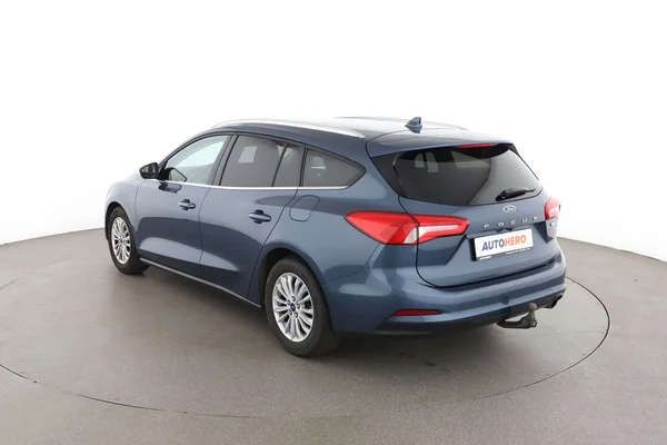 Ford Focus (2021) — foto 10 van 16