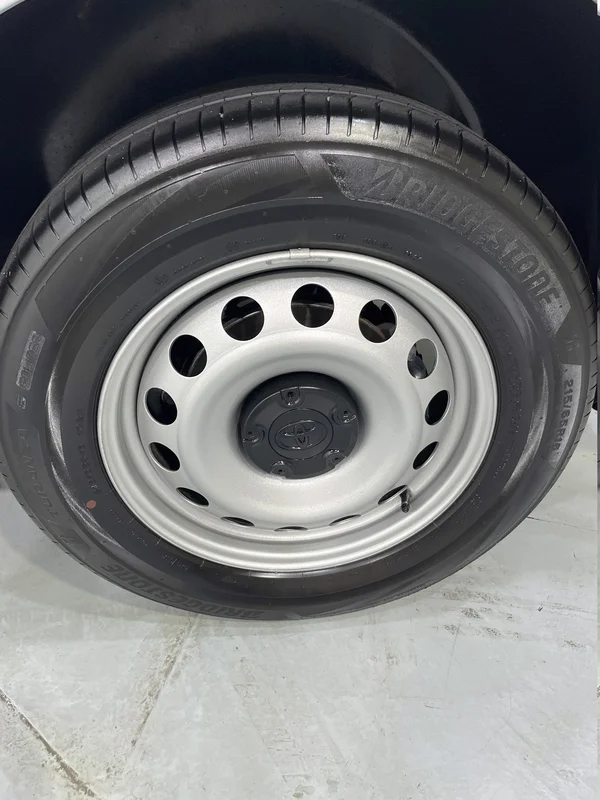 Toyota E-Proace Van Mwb (2024) — foto 35 van 59
