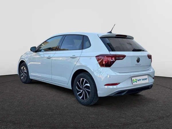 VOLKSWAGEN Polo (2023) — foto 8 van 15