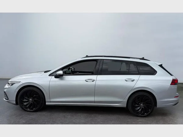 Volkswagen Golf Variant VIII (2023) — foto 20 van 26