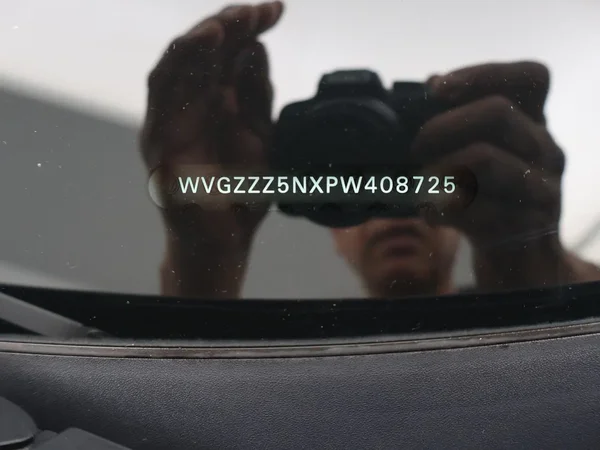 Volkswagen Tiguan (2022) — foto 9 van 27