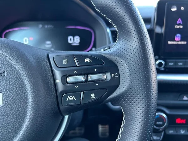 KIA Stonic (2024) — foto 20 van 33