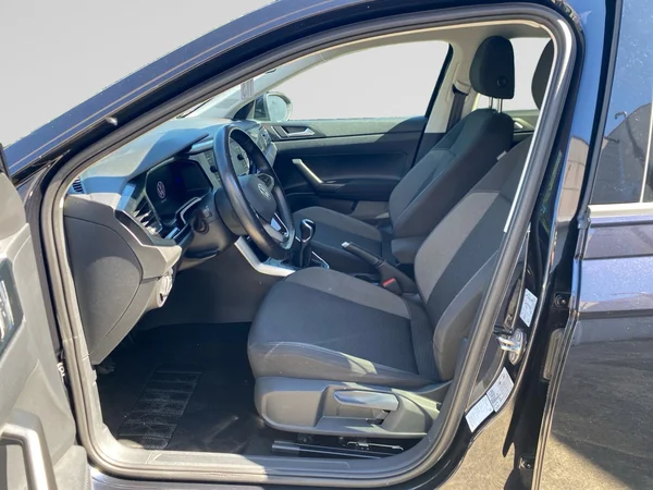 VOLKSWAGEN Taigo (2022) — foto 2 van 18