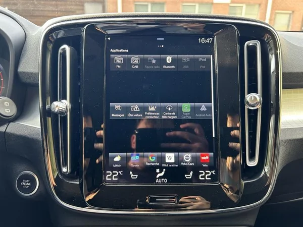 VOLVO XC40 (2022) — foto 19 van 30
