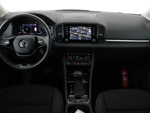 SKODA Karoq (2024) — foto 10 van 18