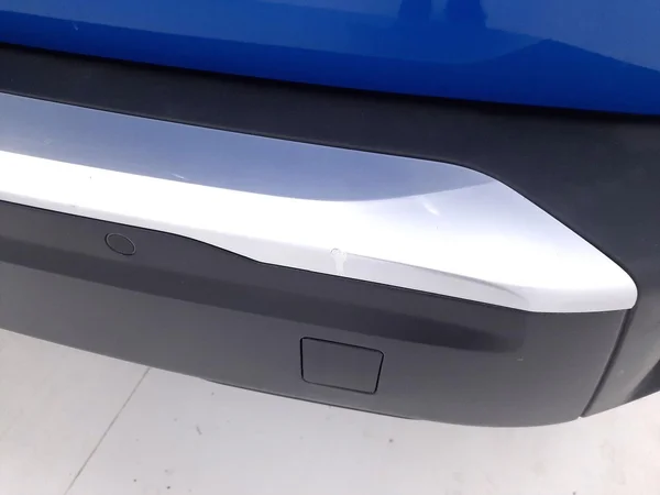 Peugeot E-2008 (2022) — foto 15 van 23