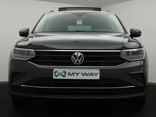 Volkswagen Tiguan (2022) — foto 2 van 29