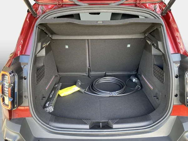 Renault 4 (2026) — foto 7 van 21